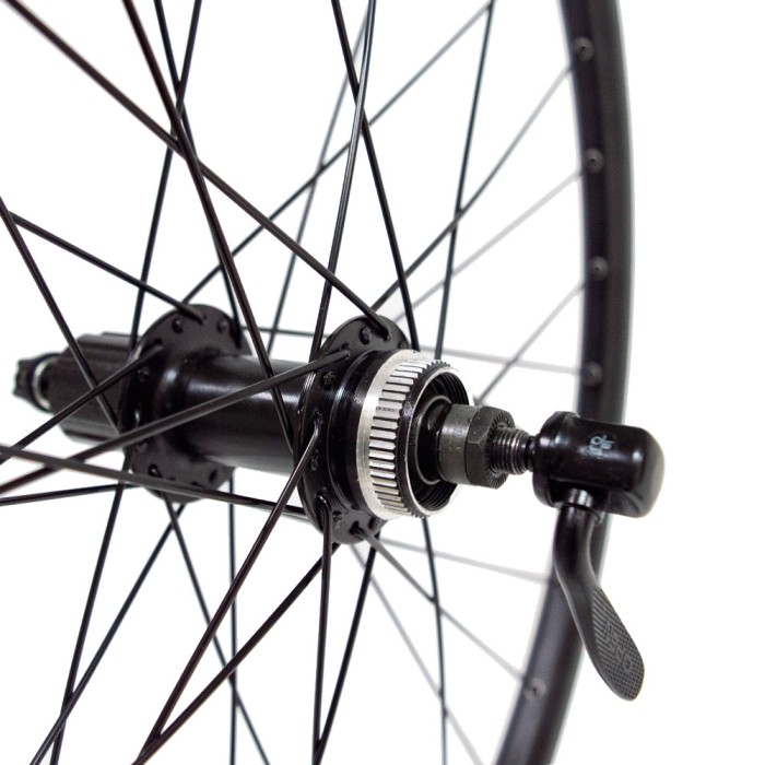 Galinis ratas 26'' STARSCircle J19SE 32H Shimano TX505 stebulė su greitveržle Galinis ratas 26 STARSCircle J19SE 32H Shimano TX505 stebulė su greitveržle